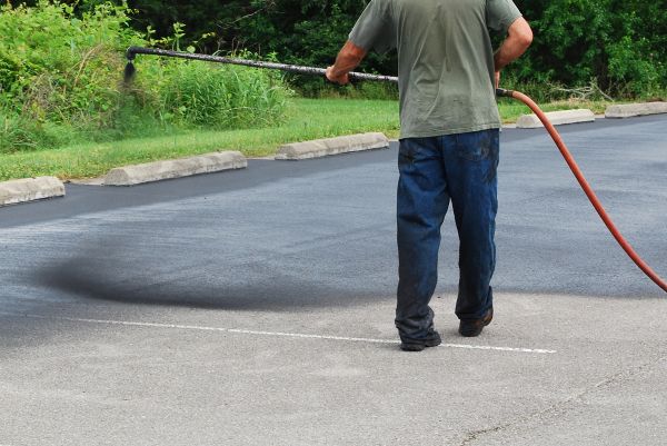 Lot Sealcoating in New Braunfels